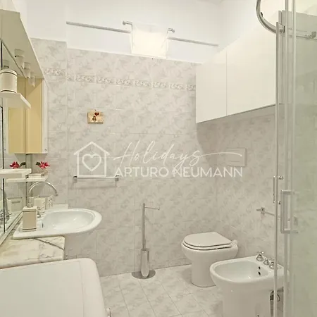 882 - Molocale In Centro A Con Aria Condizionata, Ottima Posizione - - White Club Omaggio Dal Lun Al Ven Fino Al 02-08 아파트 시롤로
